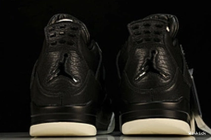 Retro Hair Pony 4 Black Jordan 819139-010 0727